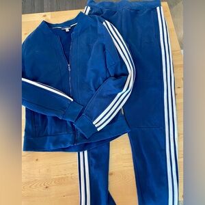 Adidas Neo tracksuit EUC